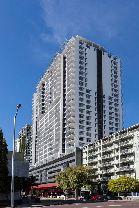 Oaks Elan Darwin - New Castle Tourism 0