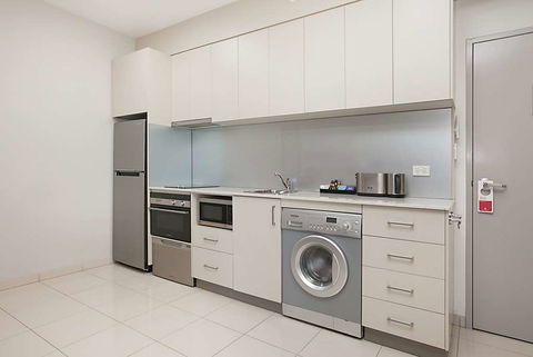 Ramada Suites Zen Quarter Darwin - New Castle Tourism 5