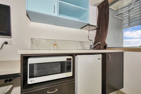 Vitina Studio Motel - New Castle Tourism 10