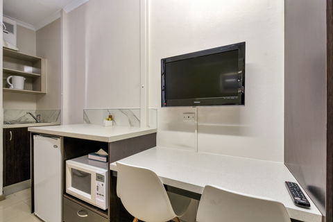 Vitina Studio Motel - New Castle Tourism 12