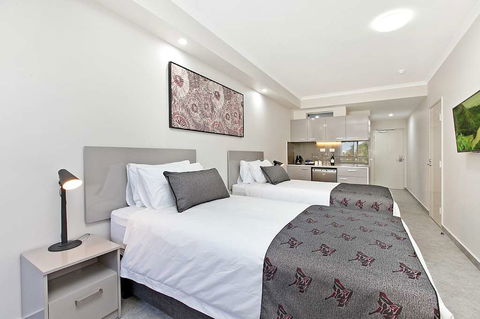 Argus Hotel Darwin - New Castle Tourism 3