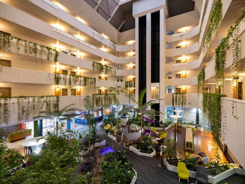 Novotel Darwin Atrium - New Castle Tourism 2