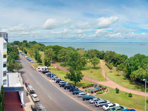 Novotel Darwin Atrium - New Castle Tourism 17