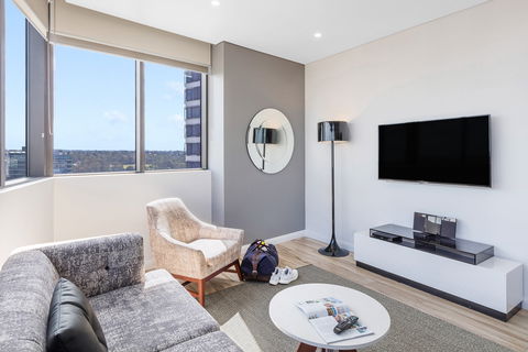 Meriton Suites Church Street, Parramatta - Newcastle Accommodation 7