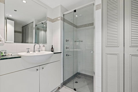 Astra Apartments Chatswood - Newcastle Accommodation 1