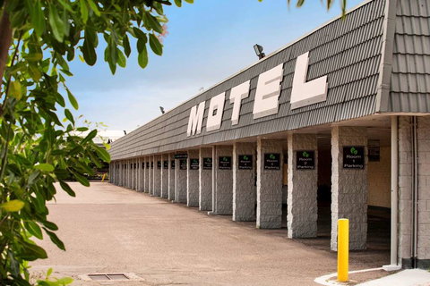 Dalrymple Motel - Newcastle Accommodation 0