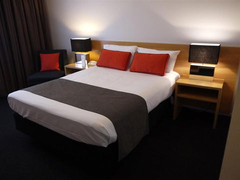 Alpha Hotel Canberra - New Castle Tourism 0