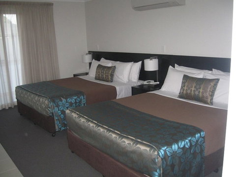 Royal Motel Miles - Newcastle Accommodation 1