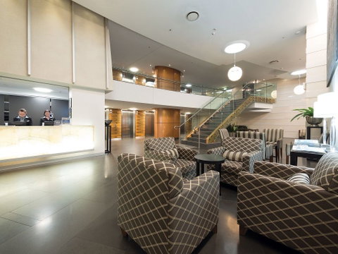 Oaks Aurora - Newcastle Accommodation 1