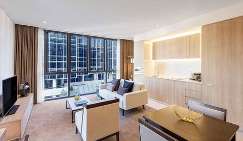 Skye Hotel Suites - Newcastle Accommodation 13