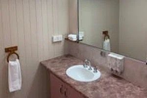 Outback Motel - New Castle Tourism 5