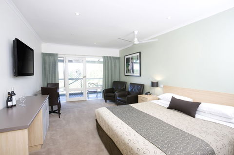 Golden Heritage Motor Inn & Cottages - New Castle Tourism 3