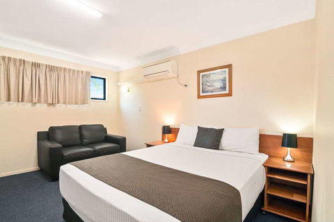 Econo Lodge Waterford - Newcastle Accommodation 4