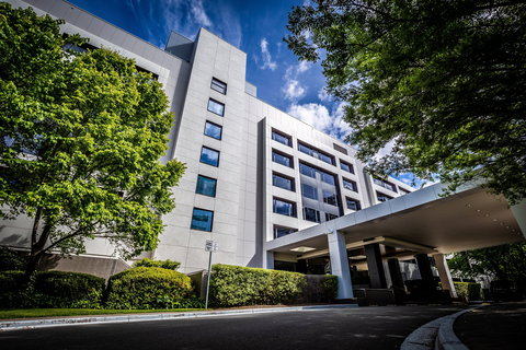 Crowne Plaza Canberra - New Castle Tourism 1