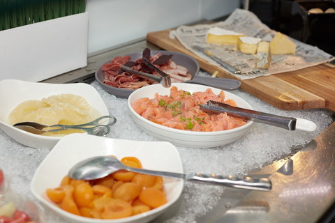 Crowne Plaza Canberra - New Castle Tourism 12