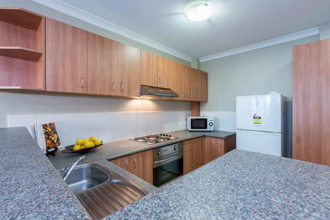 Mont Clare Boutique Apartments - Newcastle Accommodation 11