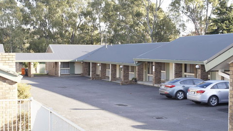 Bendigo Homestead Motor Inn & Apartments - New Castle Tourism 0