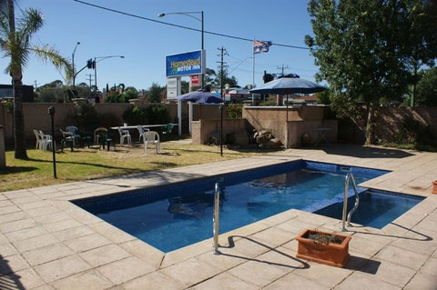 Bendigo Homestead Motor Inn & Apartments - New Castle Tourism 2