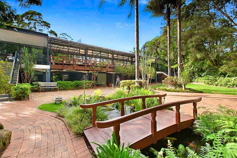 Checkers Resort & Conference Centre - New Castle Tourism 0
