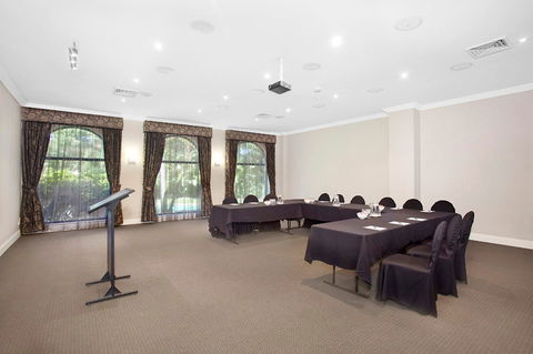 Checkers Resort & Conference Centre - New Castle Tourism 4