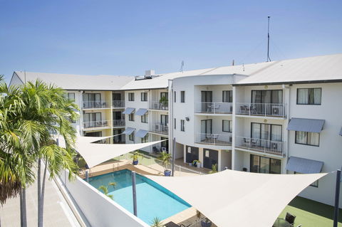 Metro Advance Apartments & Hotel - New Castle Tourism 14