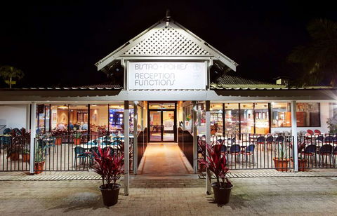 Mission Beach Resort - New Castle Tourism 0