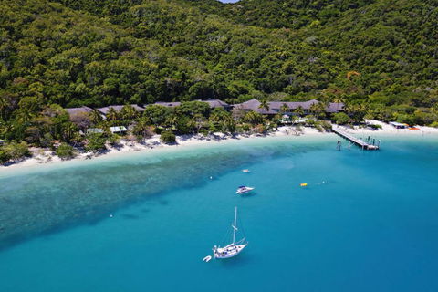 Fitzroy Island Resort - New Castle Tourism 0