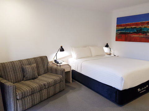 William Macintosh Motor Lodge - New Castle Tourism 10