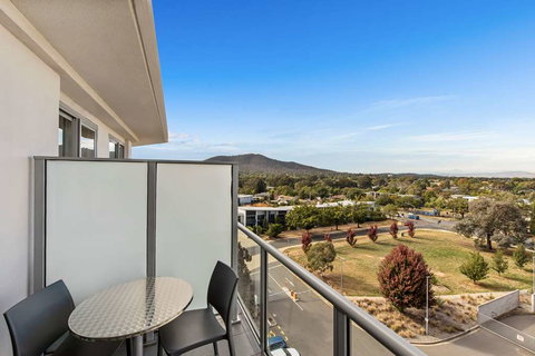 Adina Serviced Apts Canberra Dickson - Newcastle Accommodation 8