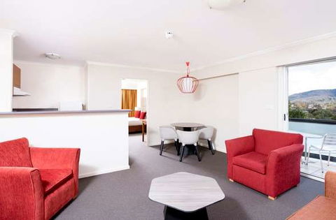 Mantra On Northbourne - New Castle Tourism 13