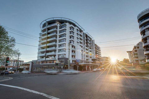 Adina Apartment Hotel Wollongong - New Castle Tourism 0