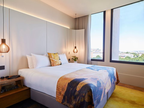 Crystalbrook Kingsley - New Castle Tourism 0