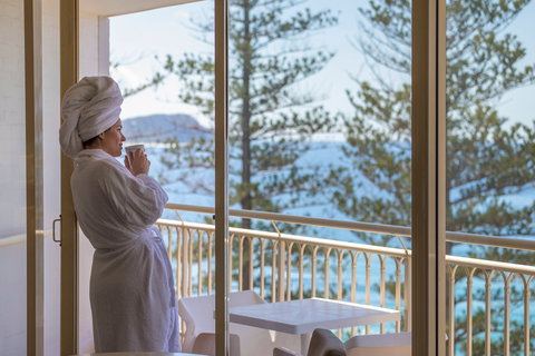 Crowne Plaza Terrigal - New Castle Tourism 1