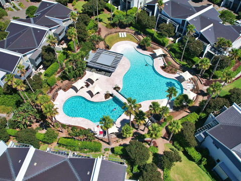 Pullman Magenta Shores Resort - New Castle Tourism 1