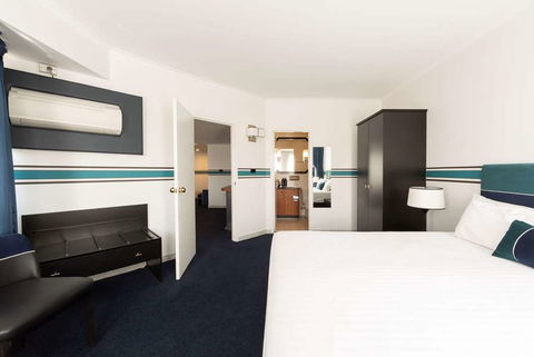 Ramada By Wyndham Diplomat Canberra - New Castle Tourism 2