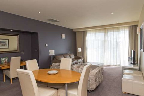 Peppers Seaport Hotel - Newcastle Accommodation 4