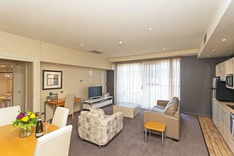 Peppers Seaport Hotel - Newcastle Accommodation 8