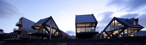 Mona Pavilions - New Castle Tourism 1