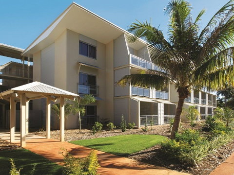 Oaks Broome - Newcastle Accommodation 0