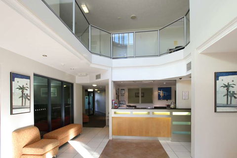 Caloundra Central Apartment Hotel - New Castle Tourism 2