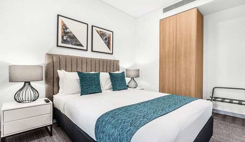 Essence Suites Taringa - Newcastle Accommodation 1