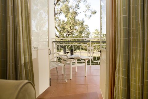 University House - ANU - Newcastle Accommodation 5