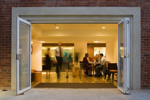 University House - ANU - Newcastle Accommodation 25