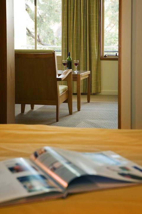 University House - ANU - Newcastle Accommodation 12