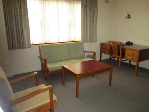 University House - ANU - Newcastle Accommodation 38