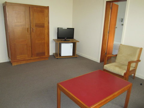 University House - ANU - Newcastle Accommodation 41