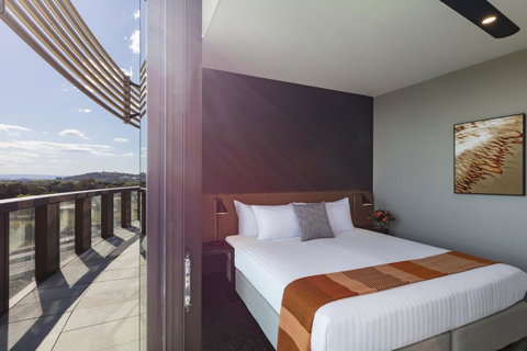 Vibe Hotel Canberra - Newcastle Accommodation 10