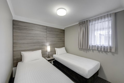 Adina Serviced Apartments Canberra James Court - Newcastle Accommodation 10