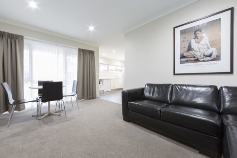 Forrest Hotel & Apartments - Newcastle Accommodation 39