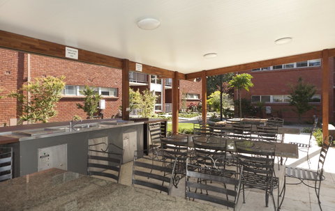 Forrest Hotel & Apartments - Newcastle Accommodation 34
